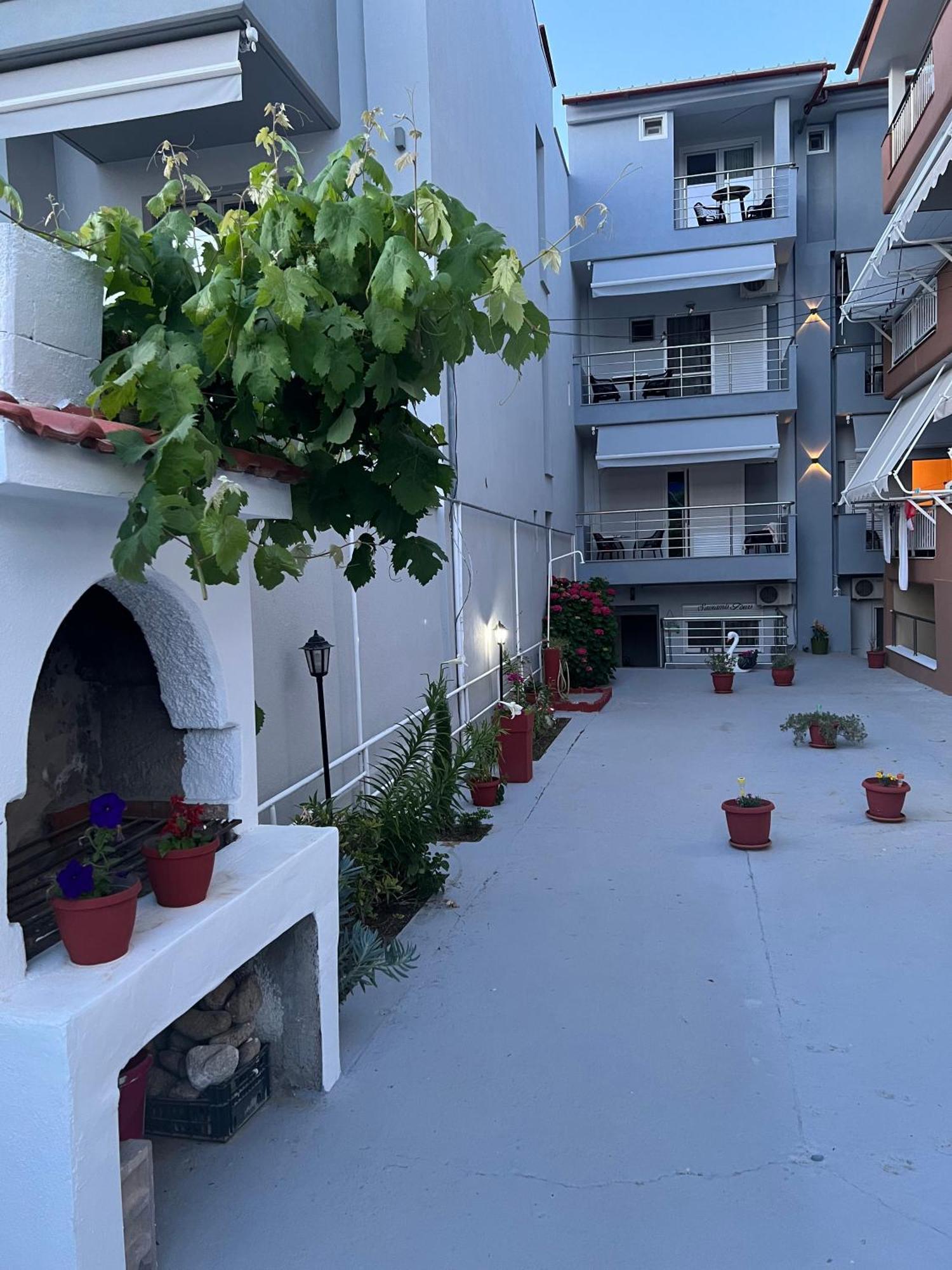 F&M House Hotel Sarti Buitenkant foto